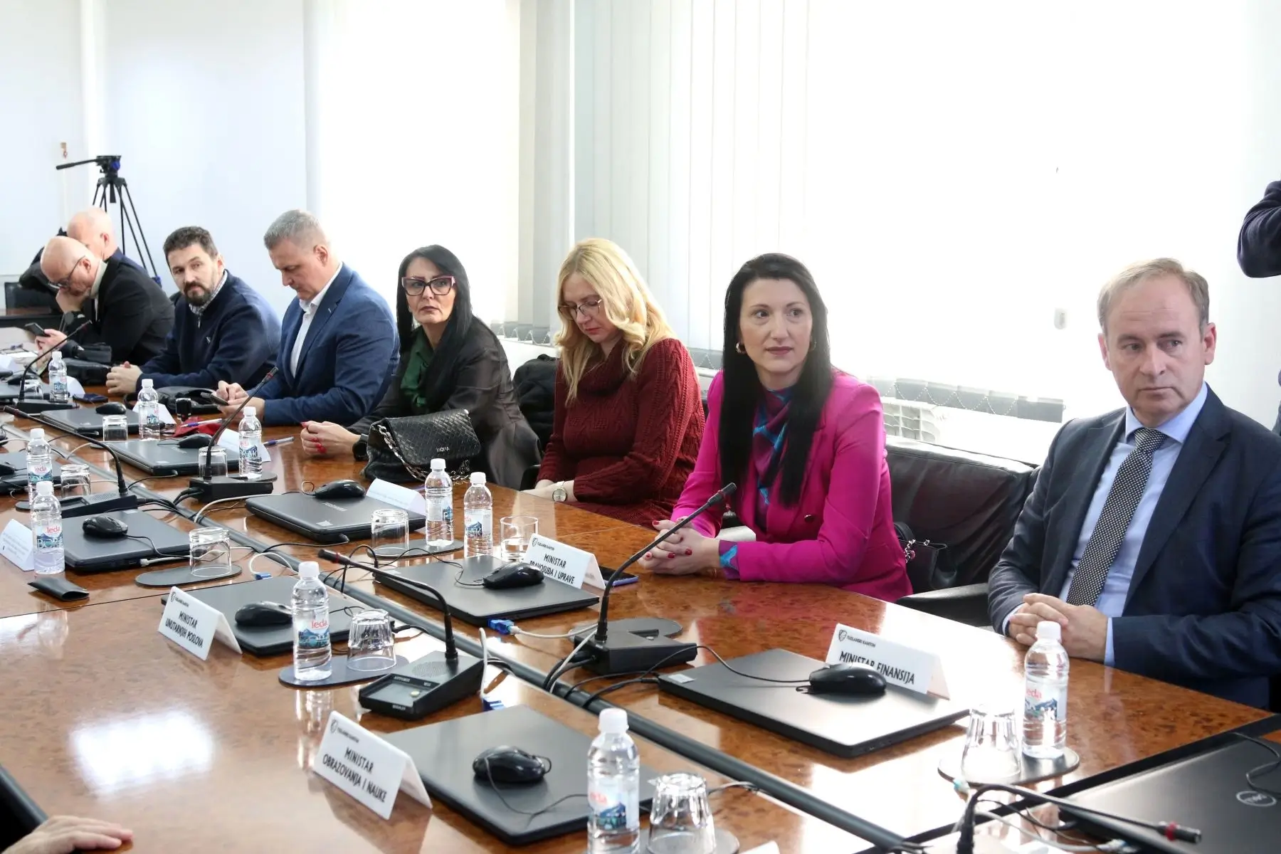 Potpisivanje ugovora  04 15 12 2025